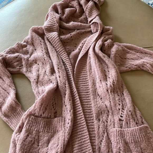 Free People Sweaters - Free people cardigan with pockets .. size XS..  it’s a blush color